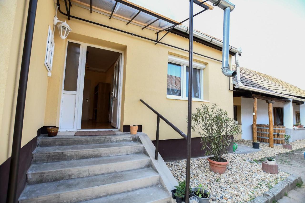 Rozsa Vendeghaz Hotel Tokaj Luaran gambar